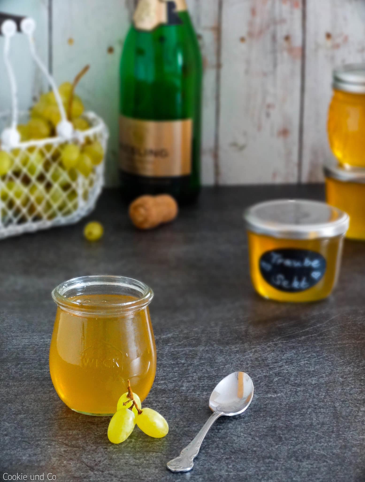 Trauben-Sekt-Gelee