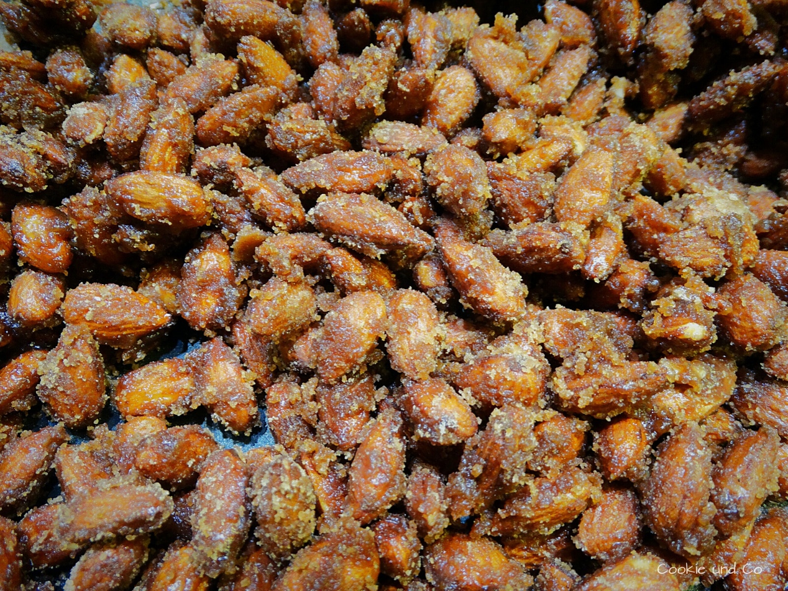 Gebrannte Mandeln mit Amaretto