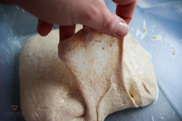 Rustikale Dinkelkruste