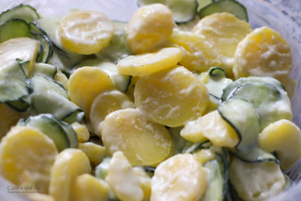 Kartoffelsalat mit Gurke