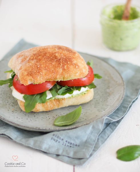 Panini Caprese