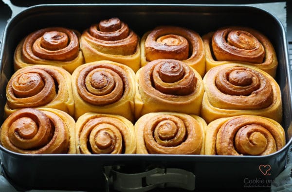 Sweet potato cinnamon rolls (Zimtschnecken)