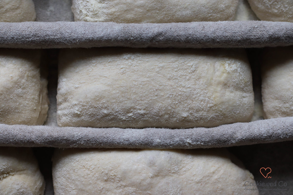 Teiglinge im Bäckerleinen.