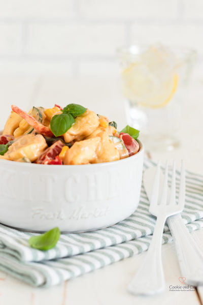 Salat mit Tortellini