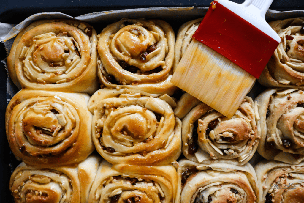 Bratapfel-Zimtschnecken