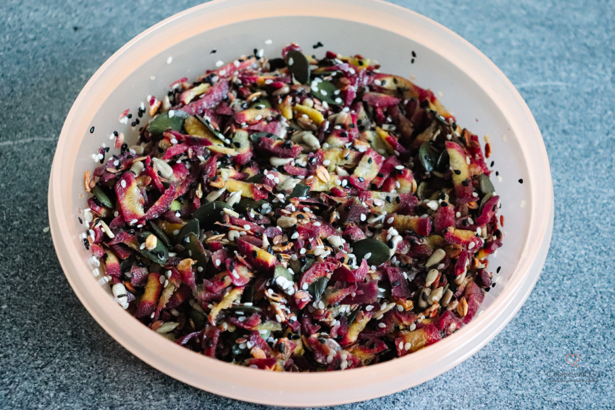 Brühstück mit Saaten und Urkarotten