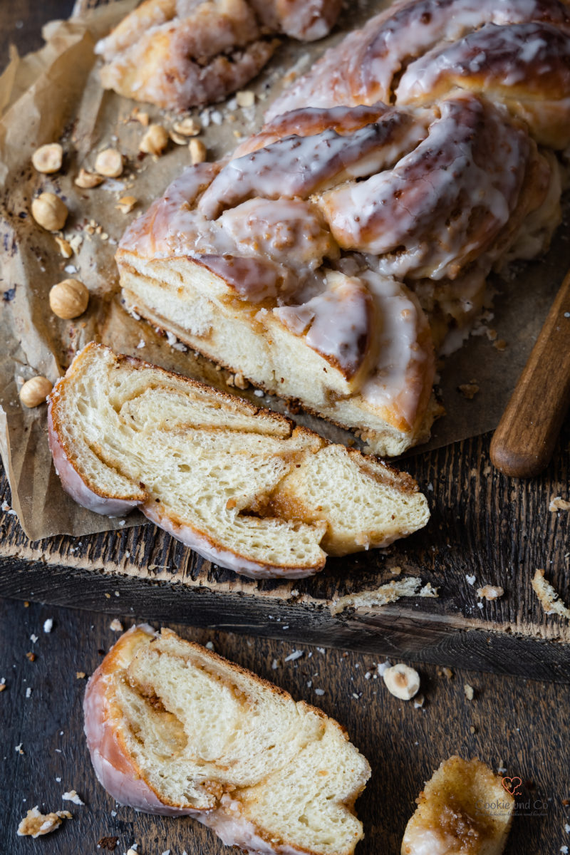 Nusszopf -  Nussstriezel