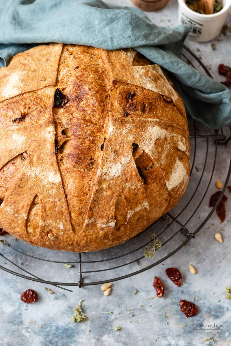 Pane Promodori | mediterranes Tomatenbrot (hefefrei)