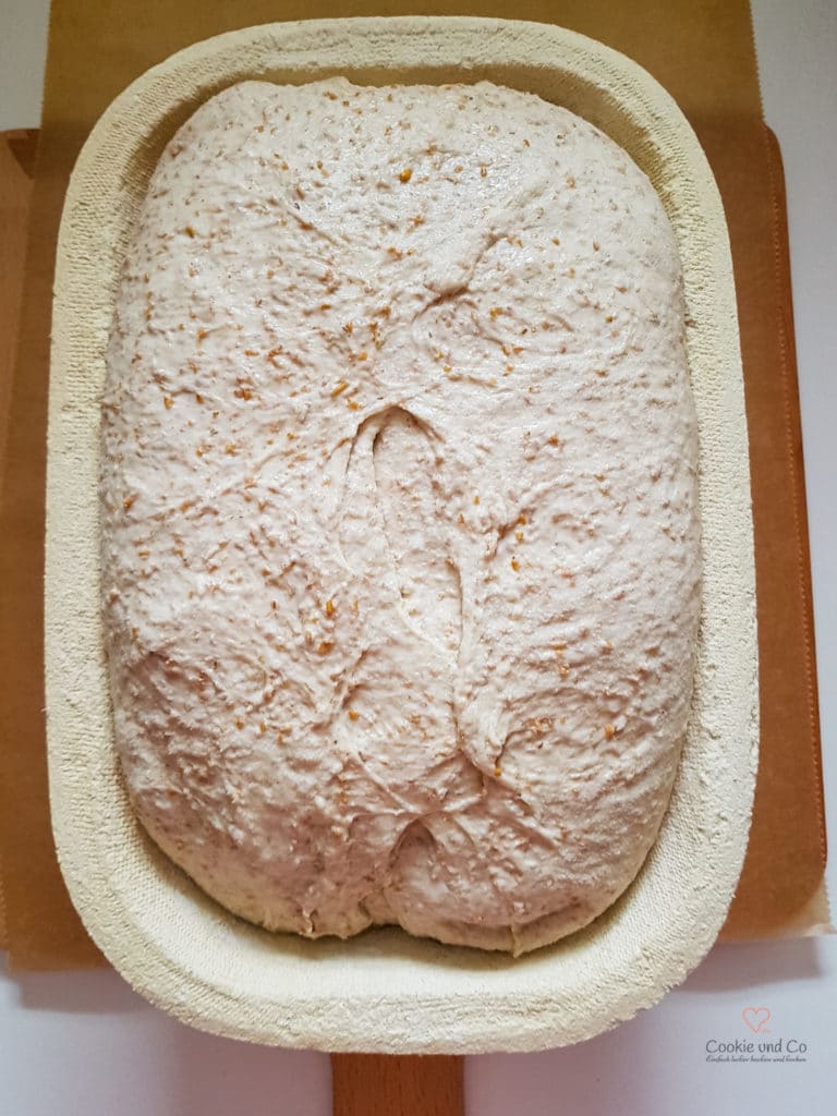Vollkornbrot mit Vollkorn Manitoba Mehl und langer Teigführung.