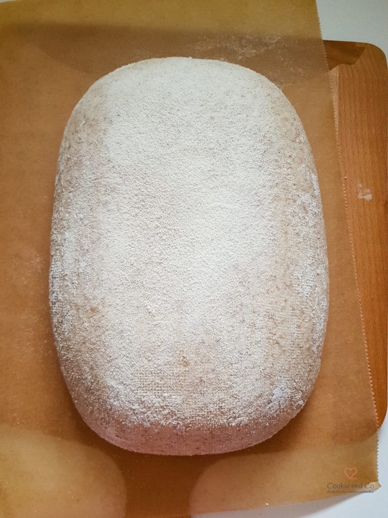 Vollkornbrot mit Vollkorn Manitoba Mehl und langer Teigführung.