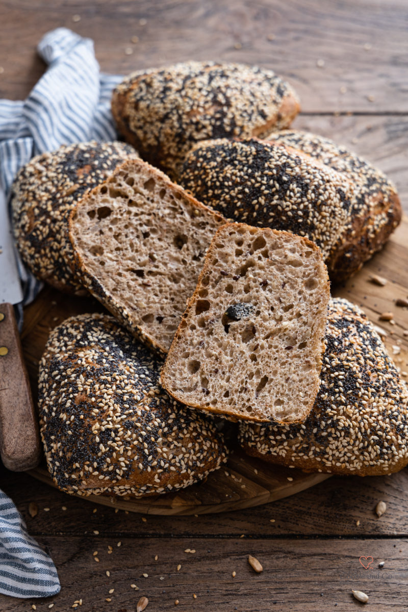 Weltmeisterbrötchen, saftige Körnerbrötchen mit Vollkorn Anteil
